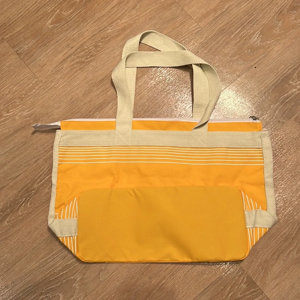 Disney Cruise Line Gold Castaway Club Member Tote Bag